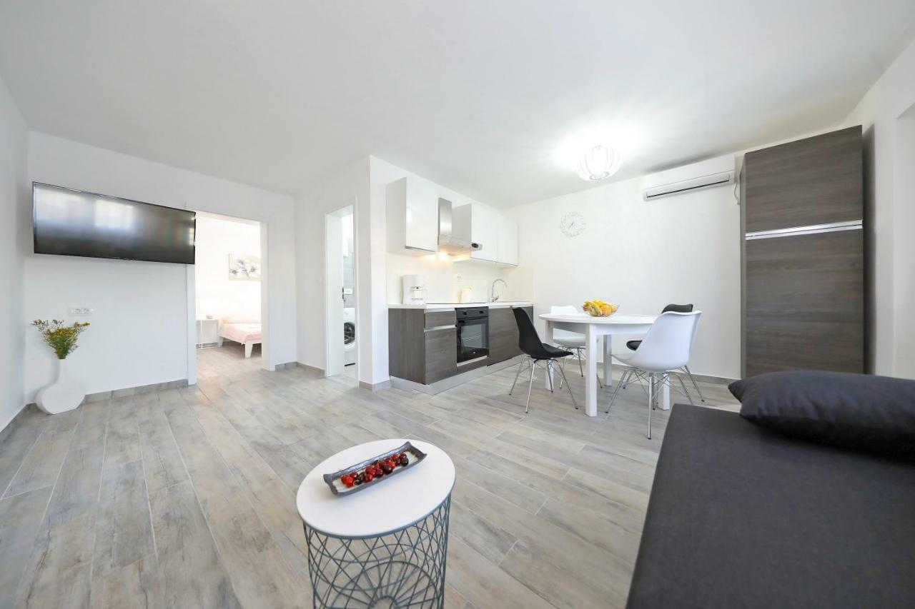 Apartmani Neva, Pridraga Luaran gambar