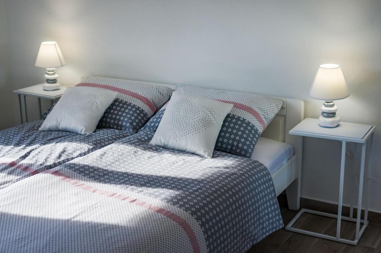Apartmani Neva, Pridraga Luaran gambar